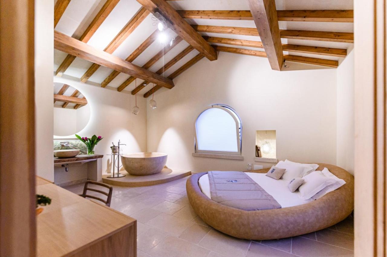 Pollicastro Boutique Hotel Лече Екстериор снимка